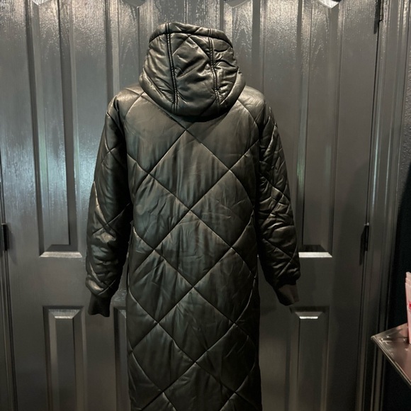 Piper and Jane full length coat - Picture 5 of 6